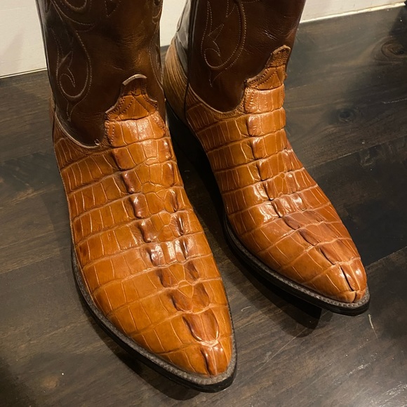 Lucchese Handmade Alligator Tail Cowboy Boots - Picture 5 of 13